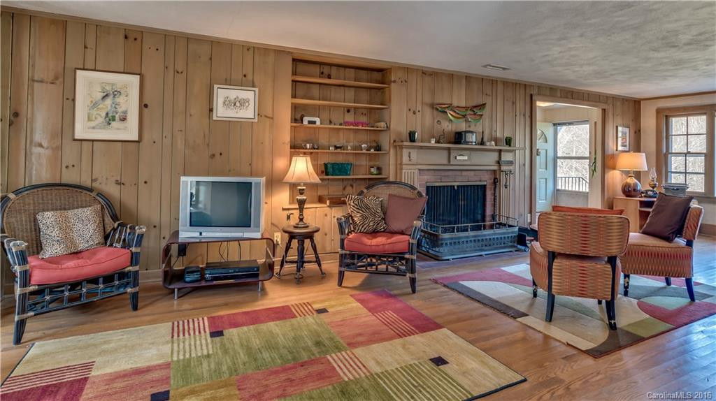1760 Warrior Drive - Photo 3