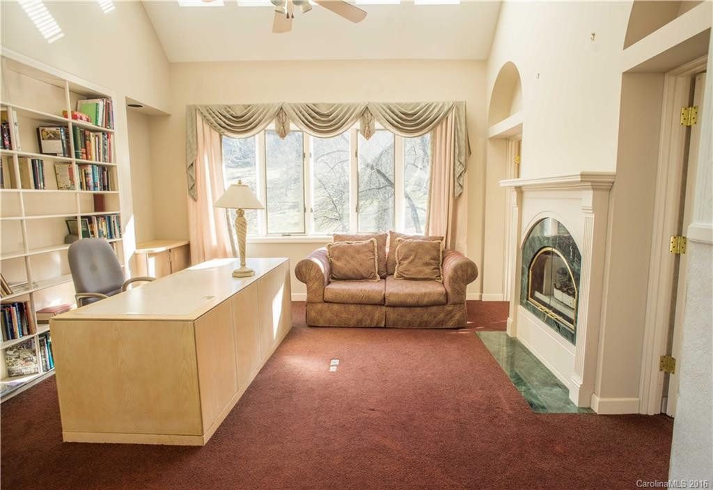 355 Spring Cove Road - Photo 13