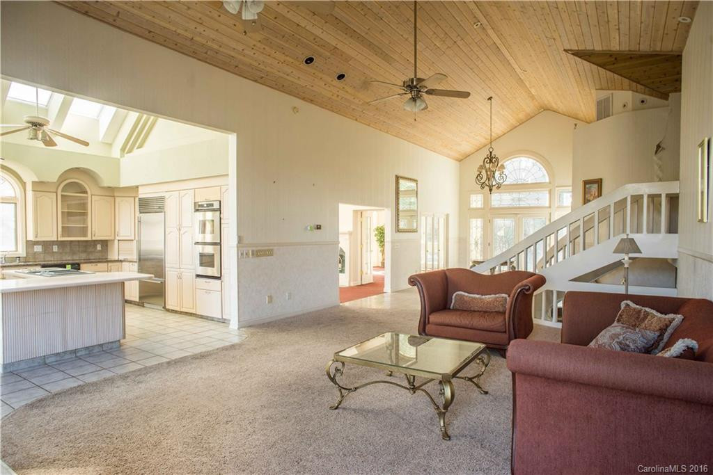 355 Spring Cove Road - Photo 6