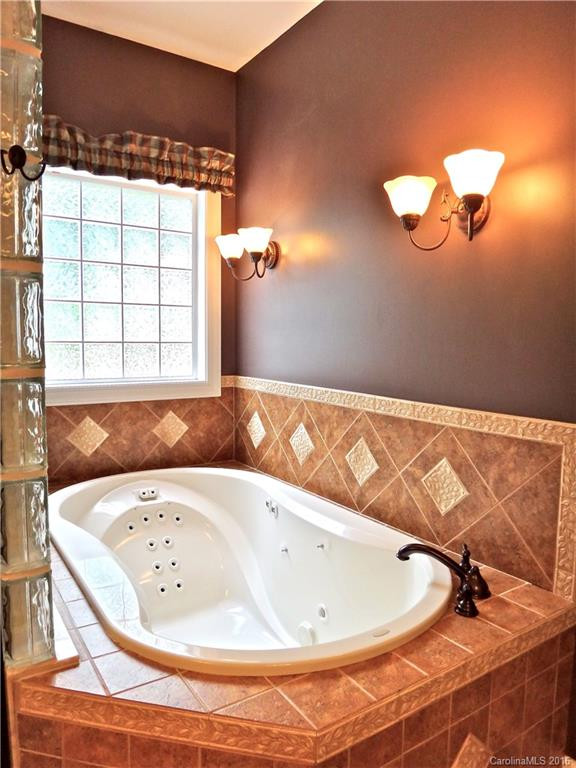 224 Hydrangea Drive - Photo 12