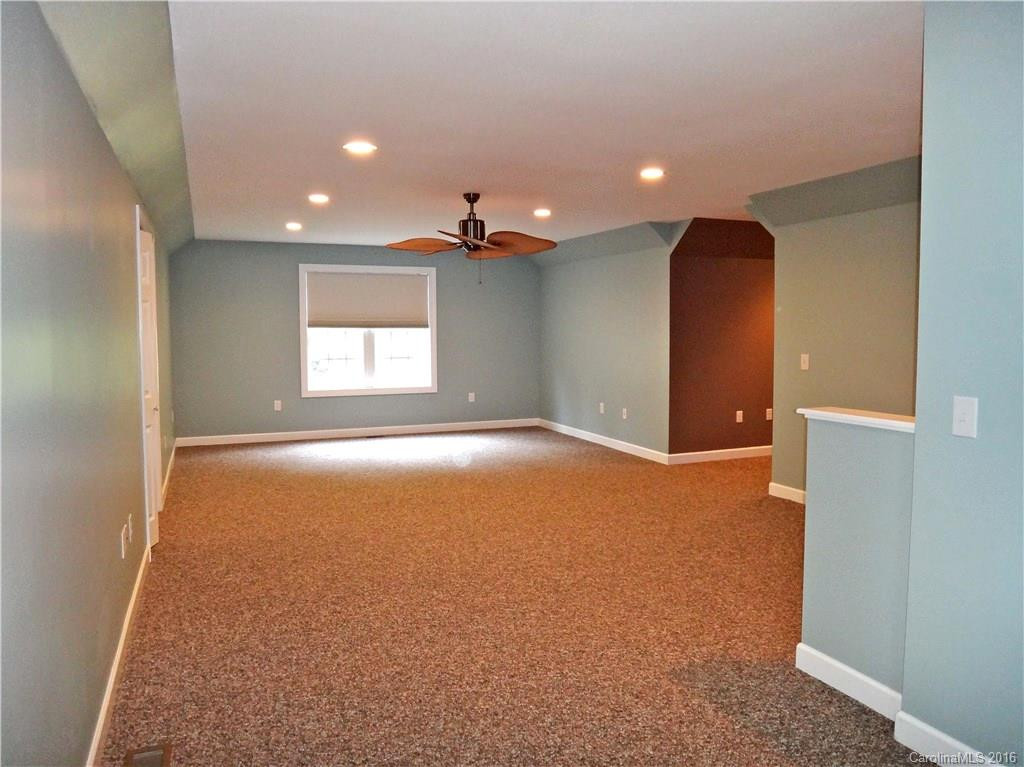 224 Hydrangea Drive - Photo 18