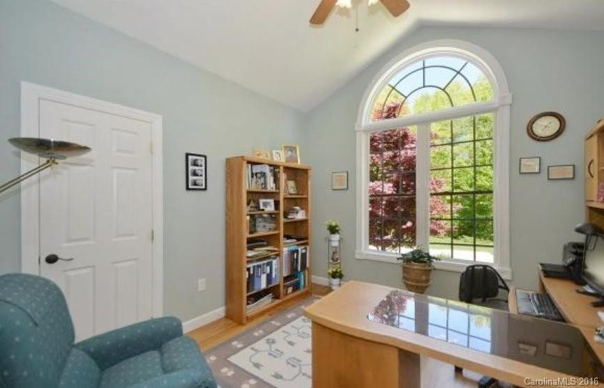 224 Hydrangea Drive - Photo 5