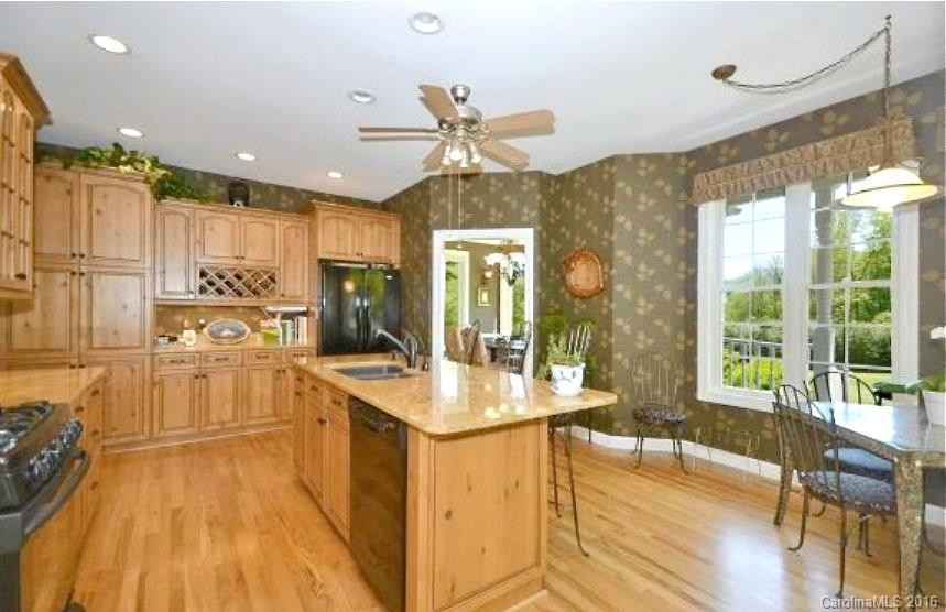 224 Hydrangea Drive - Photo 7