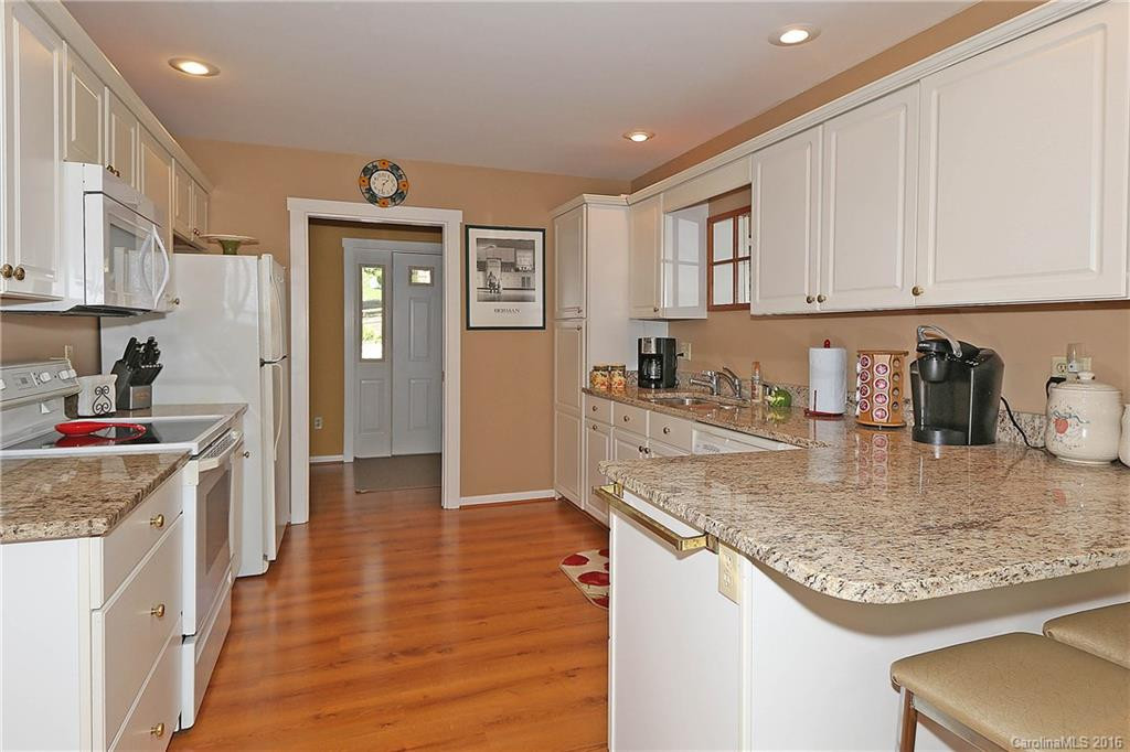 597 Penland Street - Photo 5