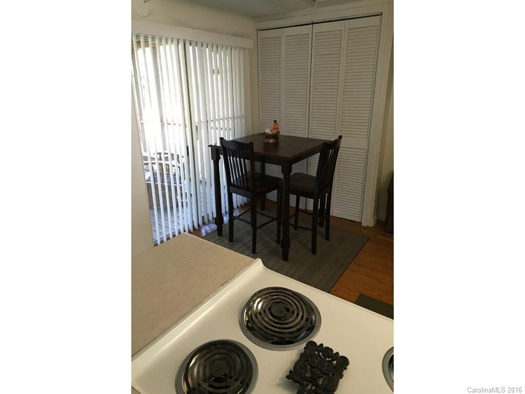 2742 Green River Cove Road - Photo 4