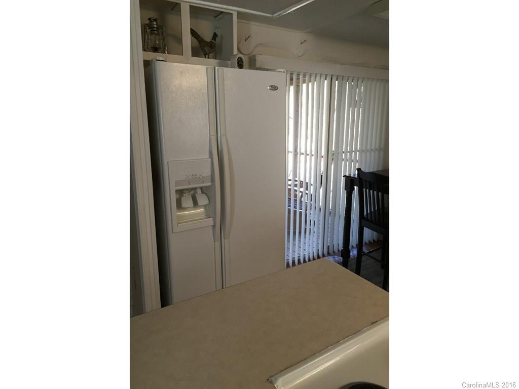 2742 Green River Cove Road - Photo 5