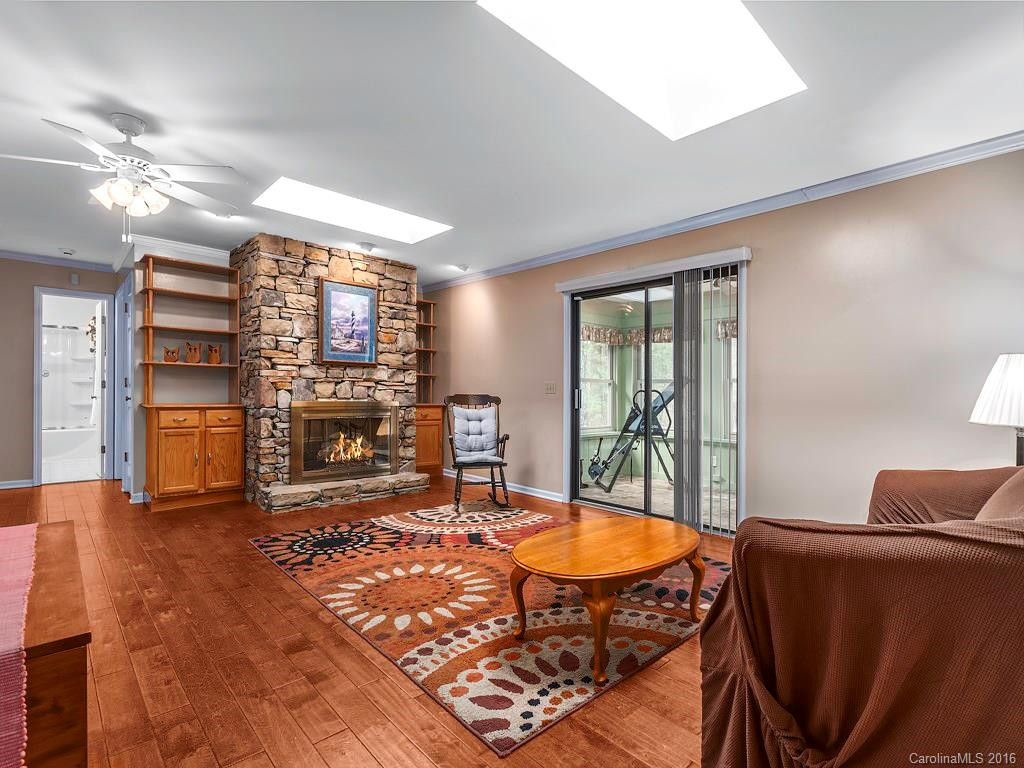 75 Hidden Woods Lane - Photo 2