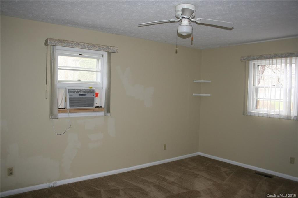 1194 Glenheath Drive - Photo 8
