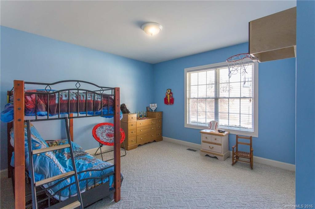 1513 Southpointe Drive #235 - Photo 10