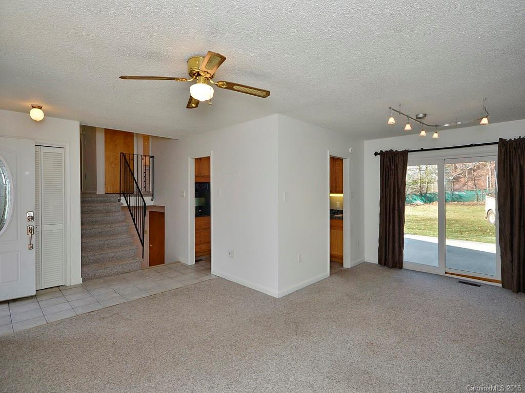 28 Goldmont Street - Photo 3