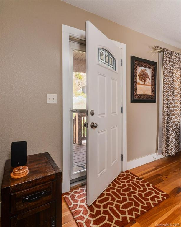 4 Central Avenue - Photo 3