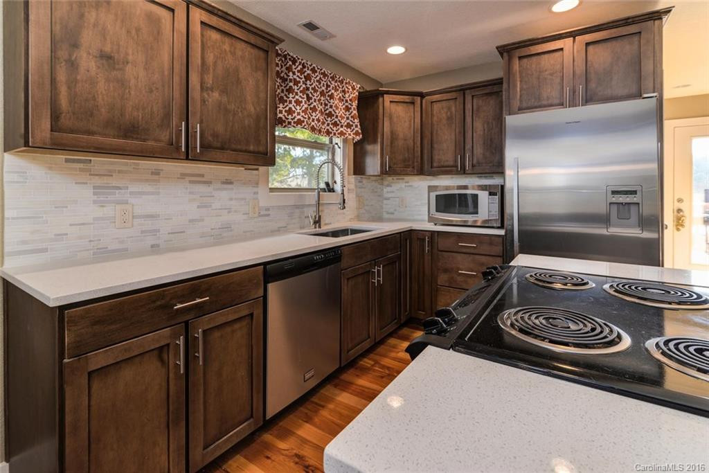 4 Central Avenue - Photo 6