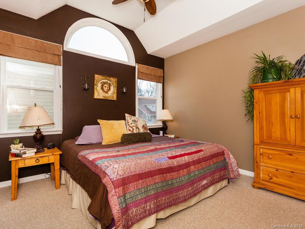 119 Woodcreek Circle - Photo 13