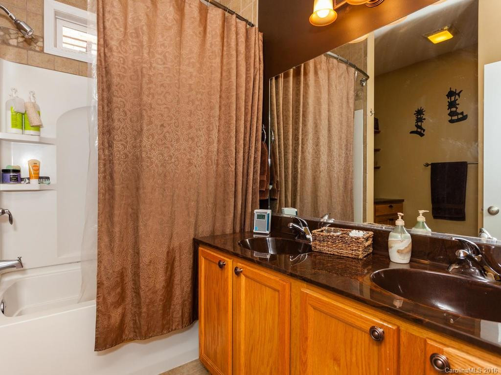 119 Woodcreek Circle - Photo 15
