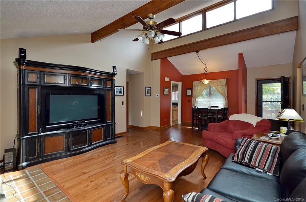 84 Wildwood Gardens Road - Photo 4