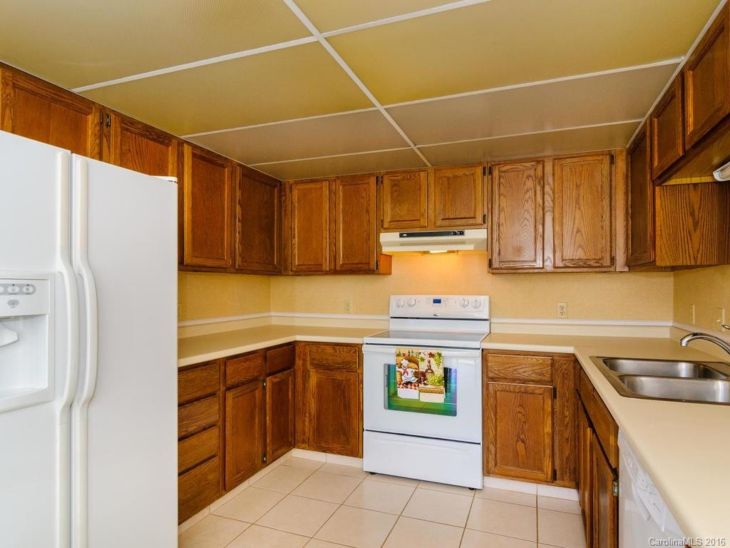 214 Vincent Place - Photo 14