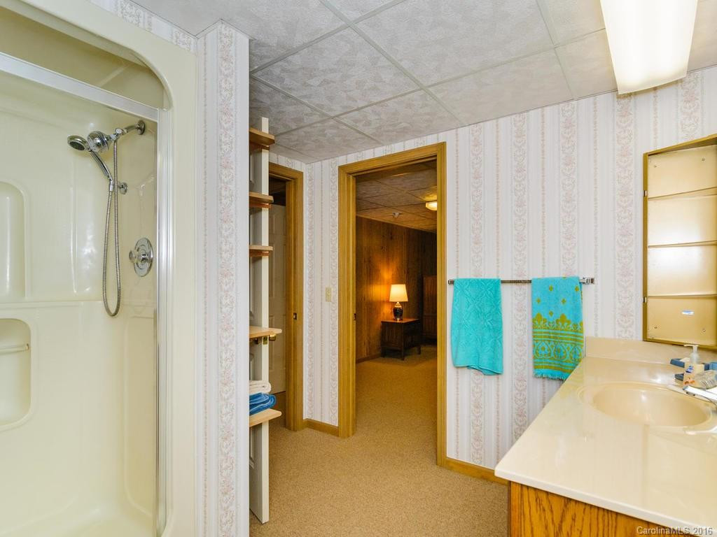 214 Vincent Place - Photo 24