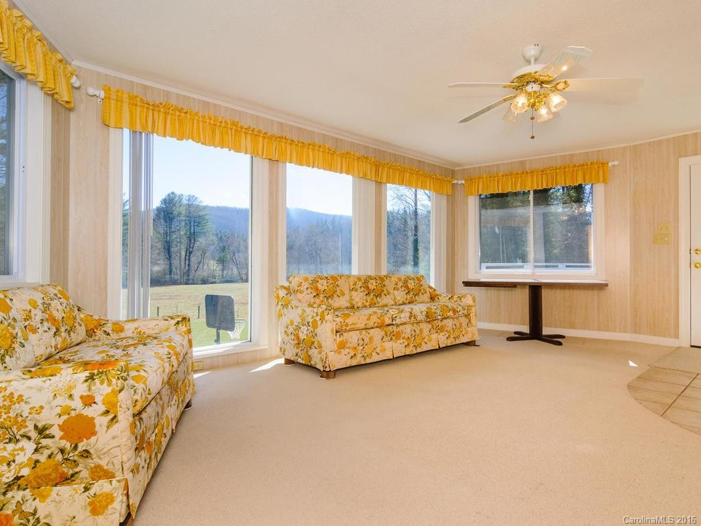 214 Vincent Place - Photo 9