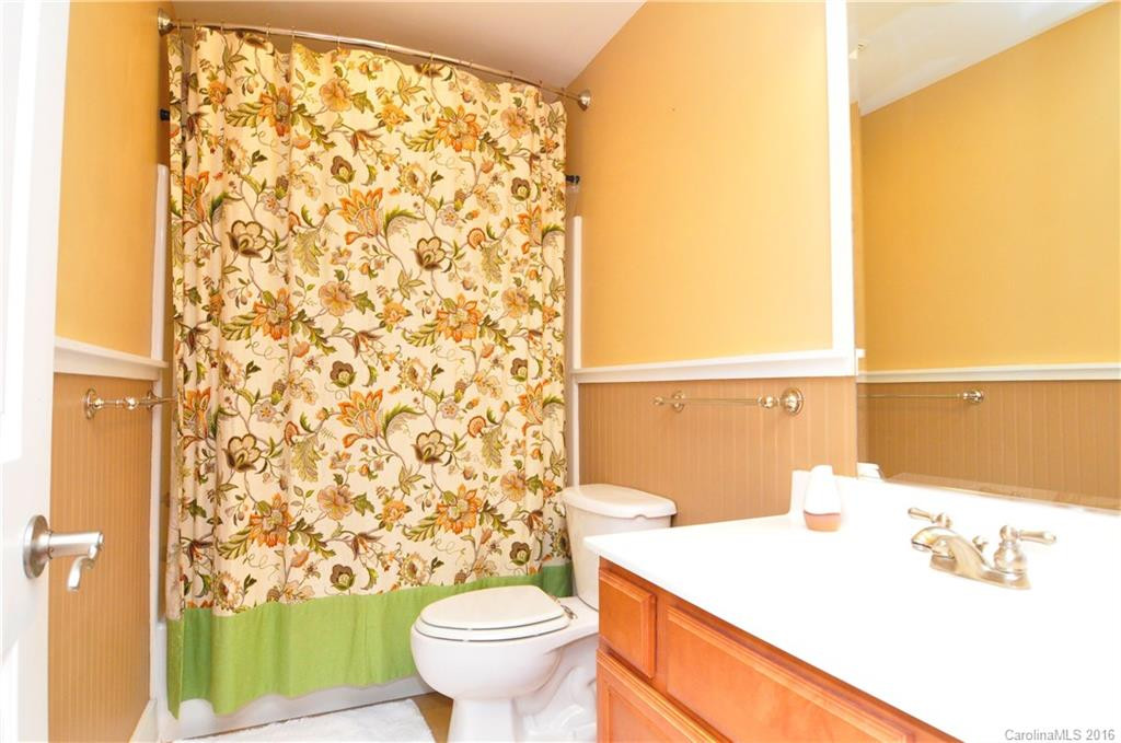 451 Riverview Drive - Photo 13