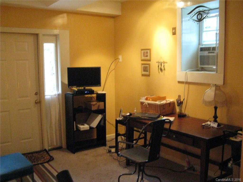 161 Melrose Avenue #3 - Photo 6