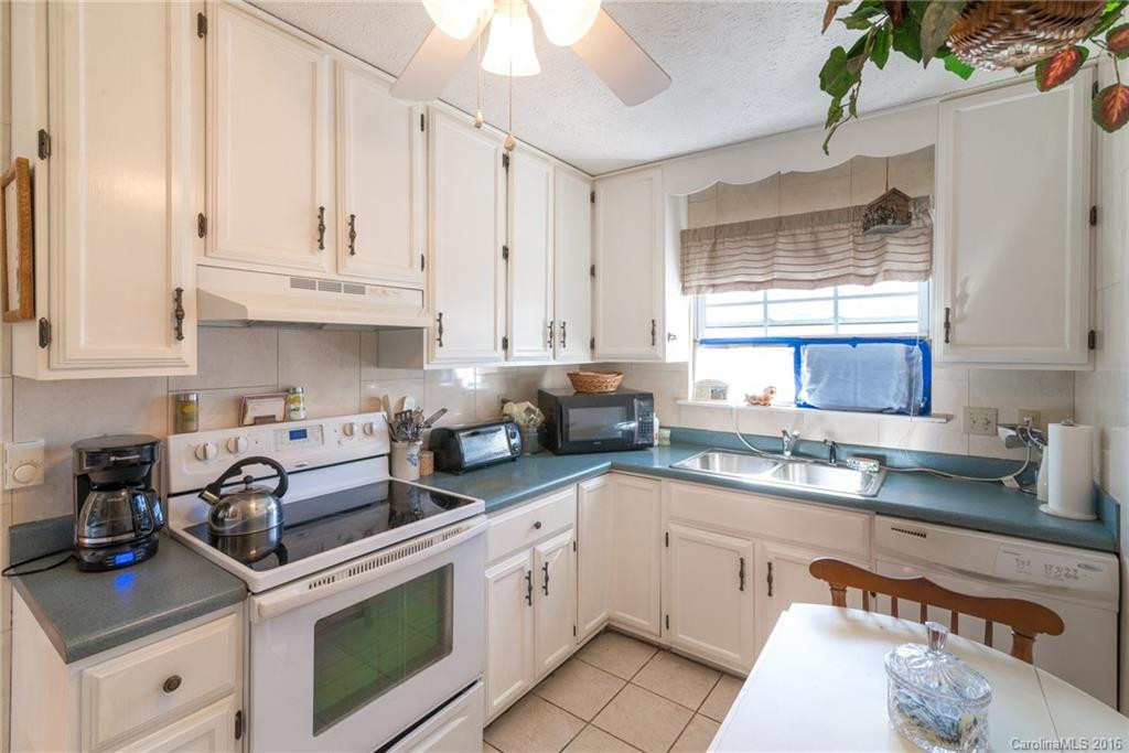 108 Aycock Street - Photo 8