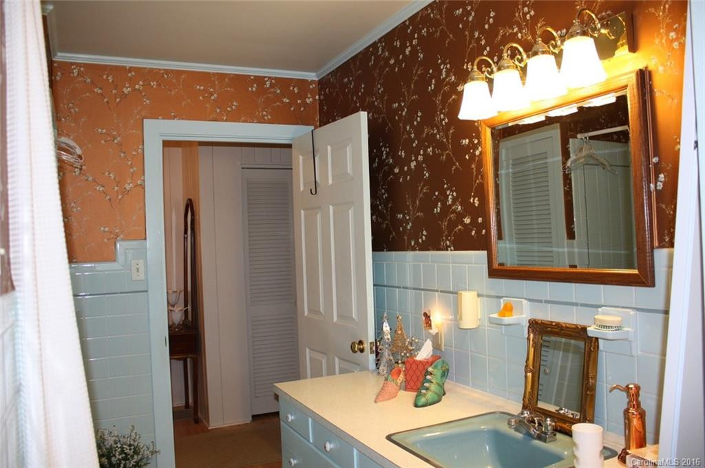 304 Meadowlark Drive - Photo 13