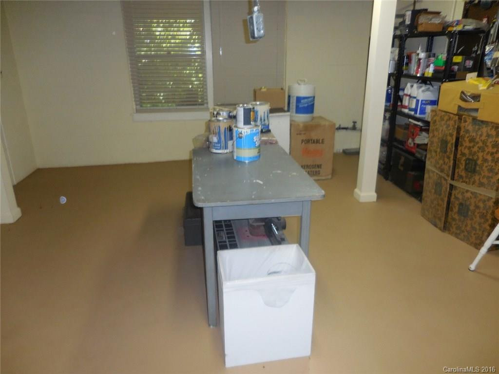 304 Meadowlark Drive - Photo 14