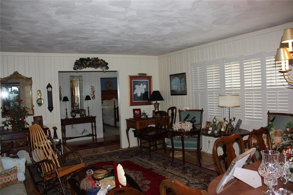 304 Meadowlark Drive - Photo 7