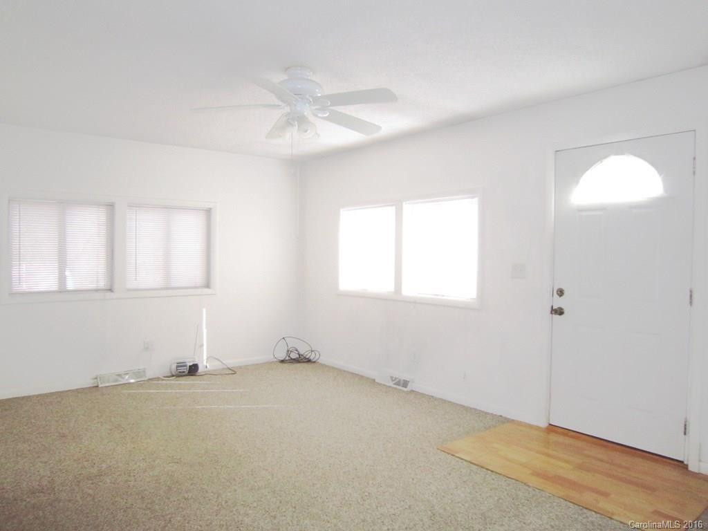 118 7th Street - Photo 2
