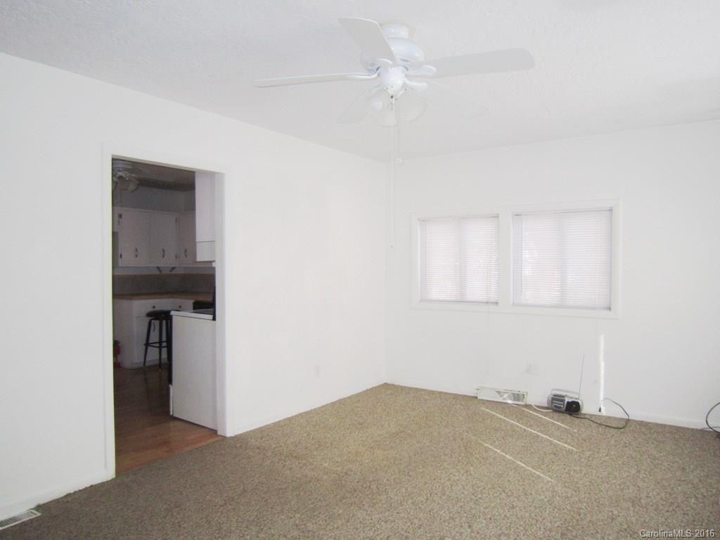 118 7th Street - Photo 3