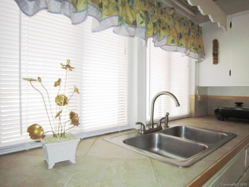 118 7th Street - Photo 5