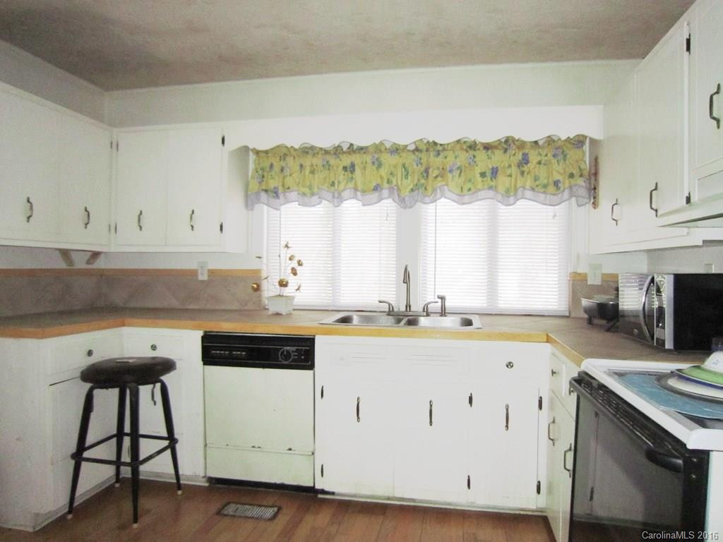 118 7th Street - Photo 6