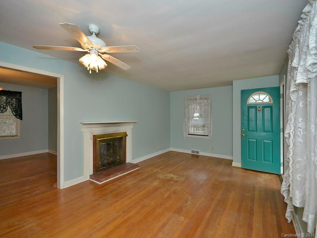 106 Edgehill Road - Photo 2