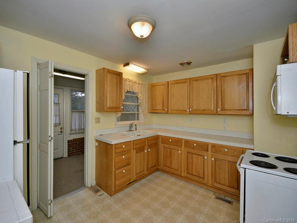 106 Edgehill Road - Photo 3