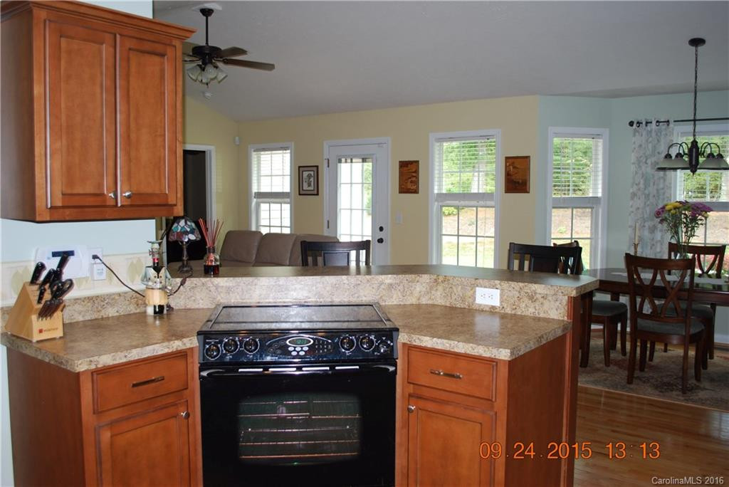 2483 Harvest Drive - Photo 2