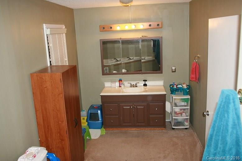 1235 Hollis Road - Photo 8