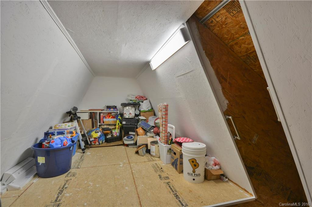 317 Pearson Drive - Photo 12