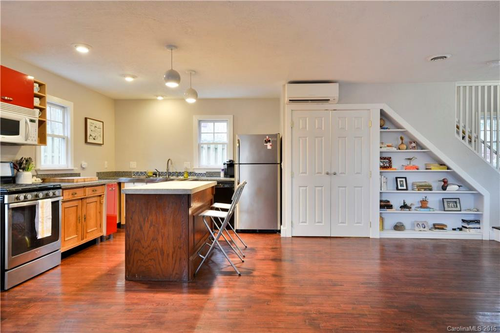317 Pearson Drive - Photo 6