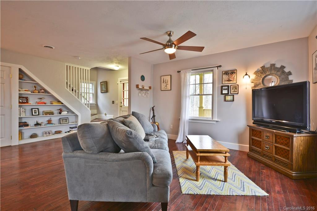 317 Pearson Drive - Photo 7