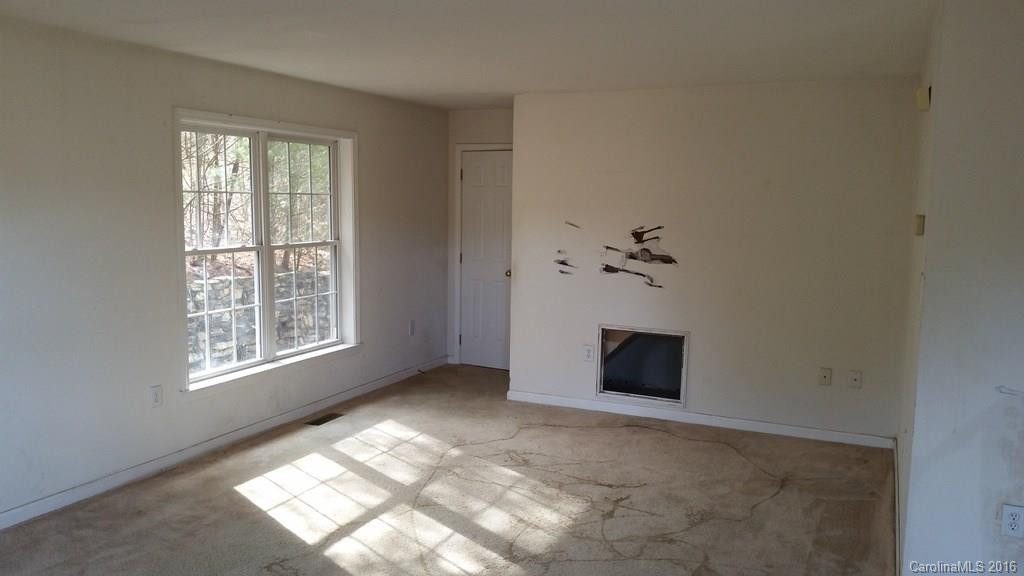 102 Justice Hills Drive - Photo 2