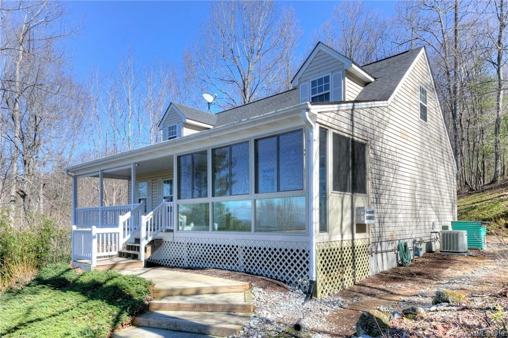 108 Tarragon Place
