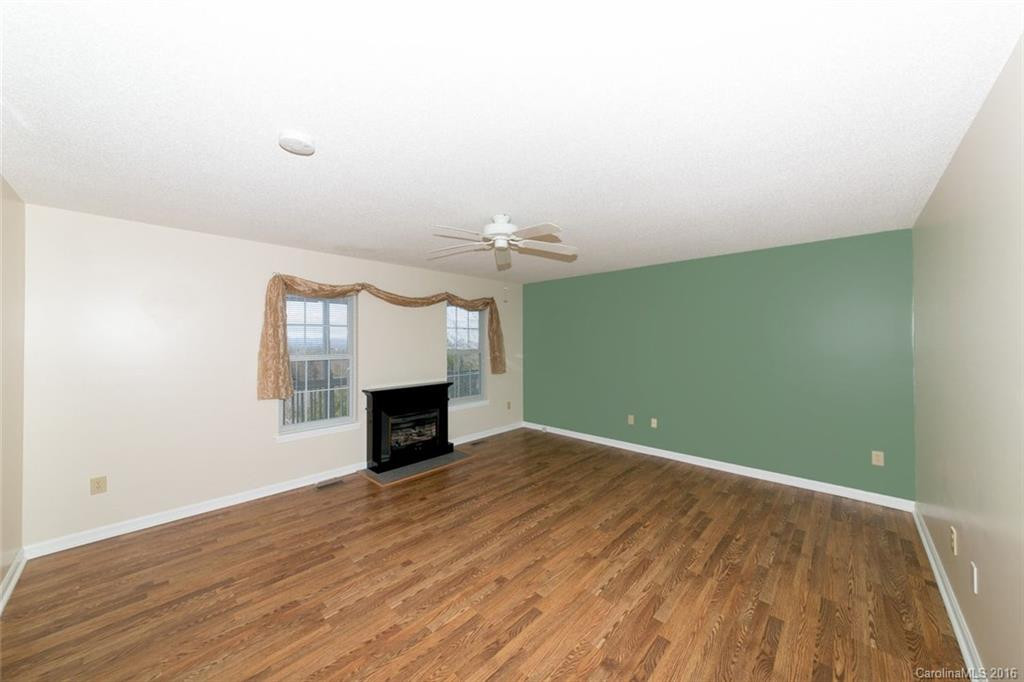 108 Tarragon Place - Photo 11