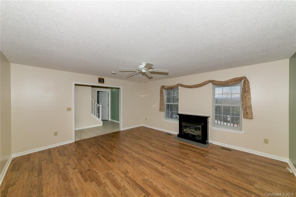108 Tarragon Place - Photo 10
