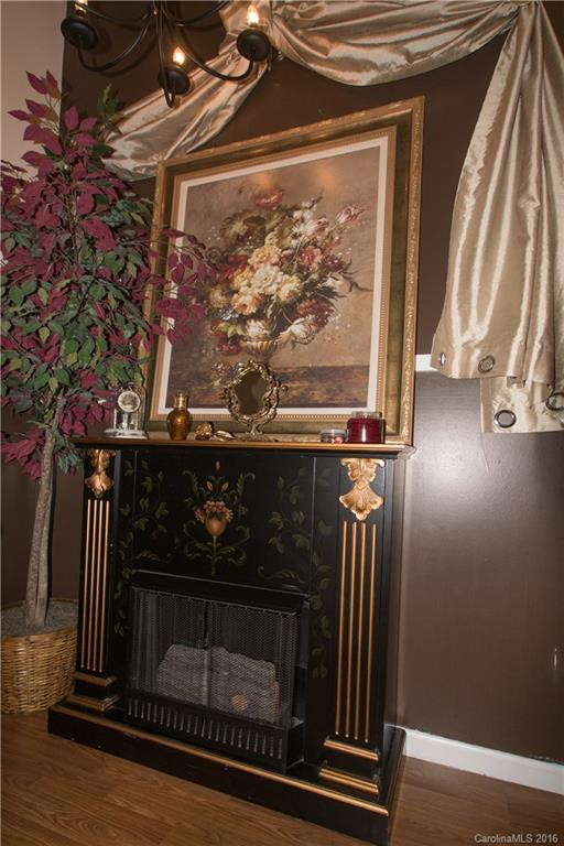 40 Capri Lane #8-B - Photo 3