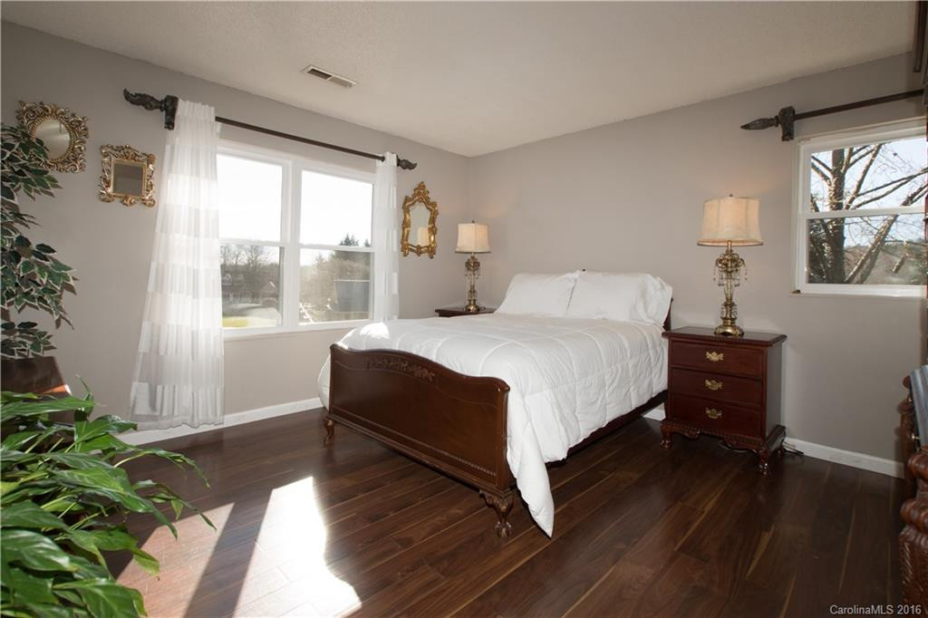 40 Capri Lane #8-B - Photo 10