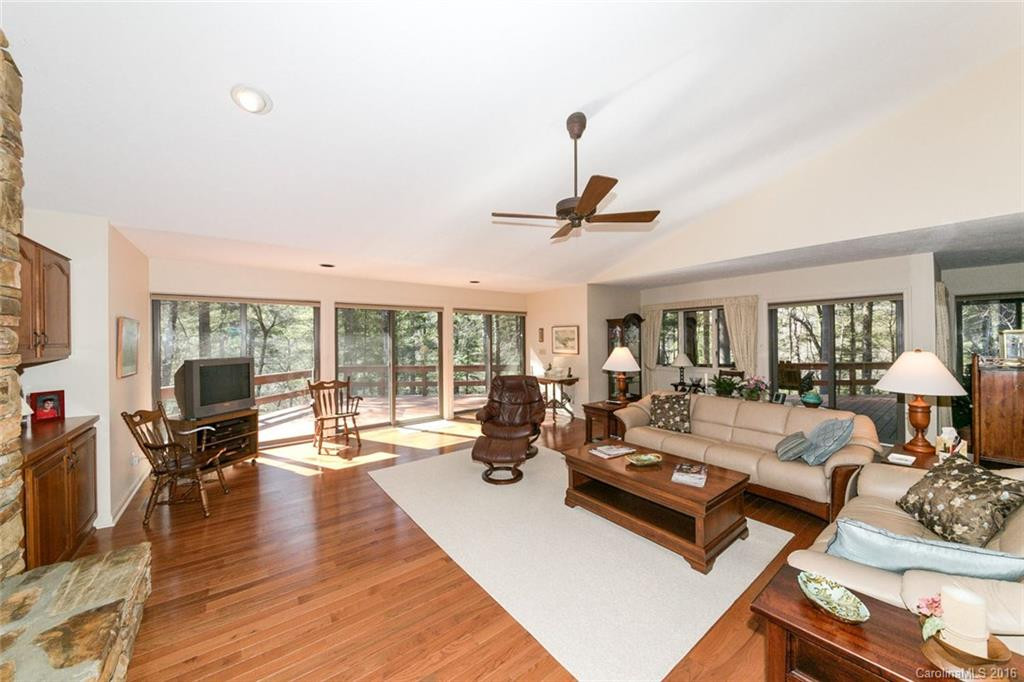 20 Horse Pasture Drive - Photo 5