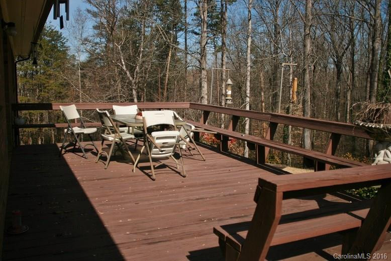 123 Russell Drive - Photo 2