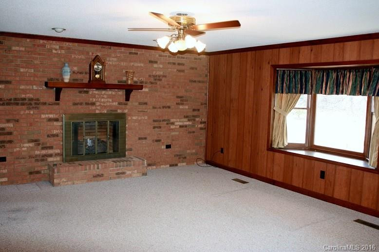 123 Russell Drive - Photo 3