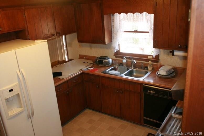 123 Russell Drive - Photo 4