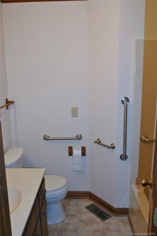 123 Russell Drive - Photo 10